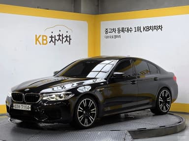 M5 (F90)