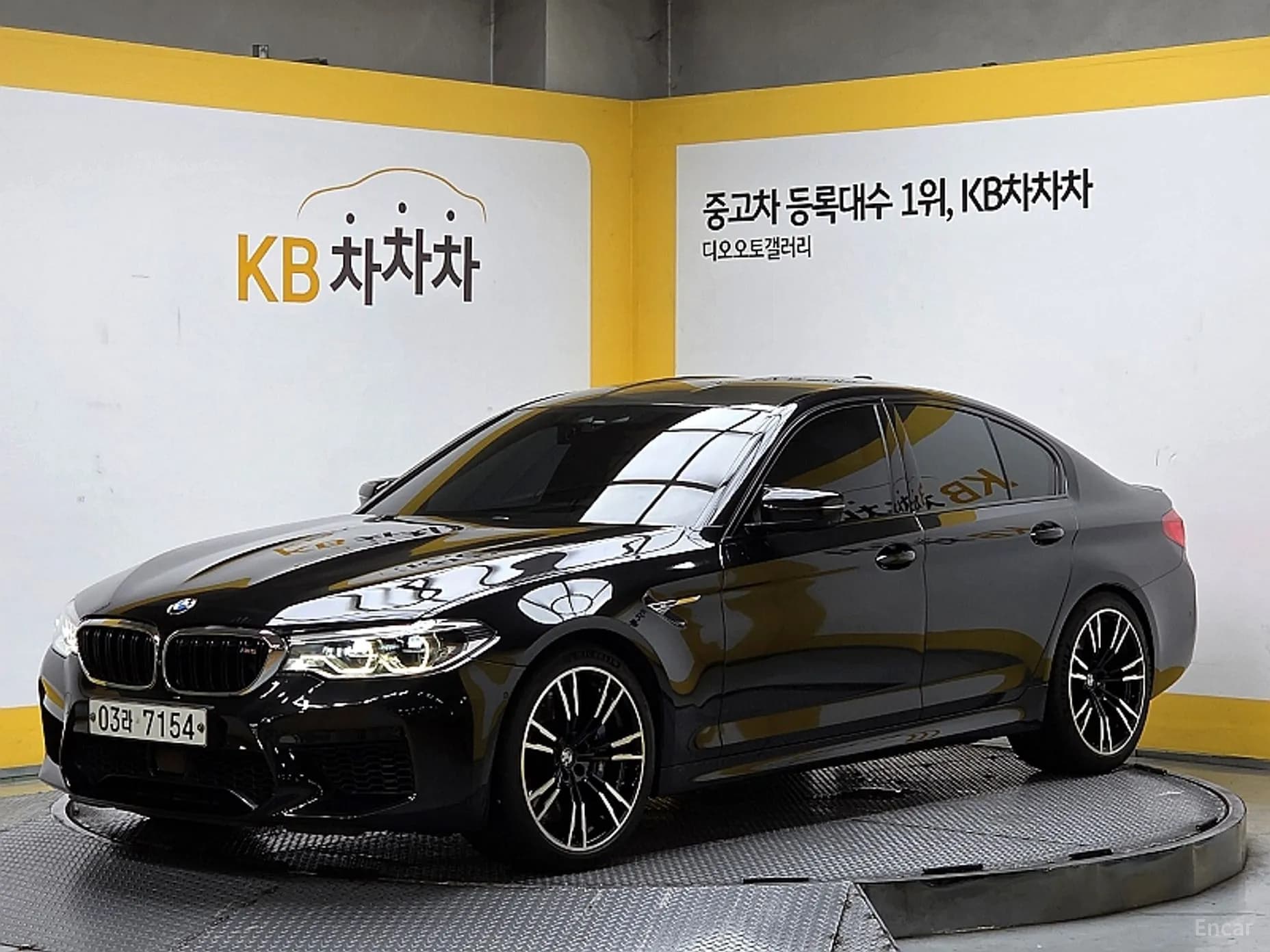 M5 (F90)