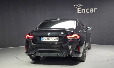2 Series (G42)
