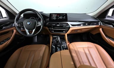 5 Series (G30)