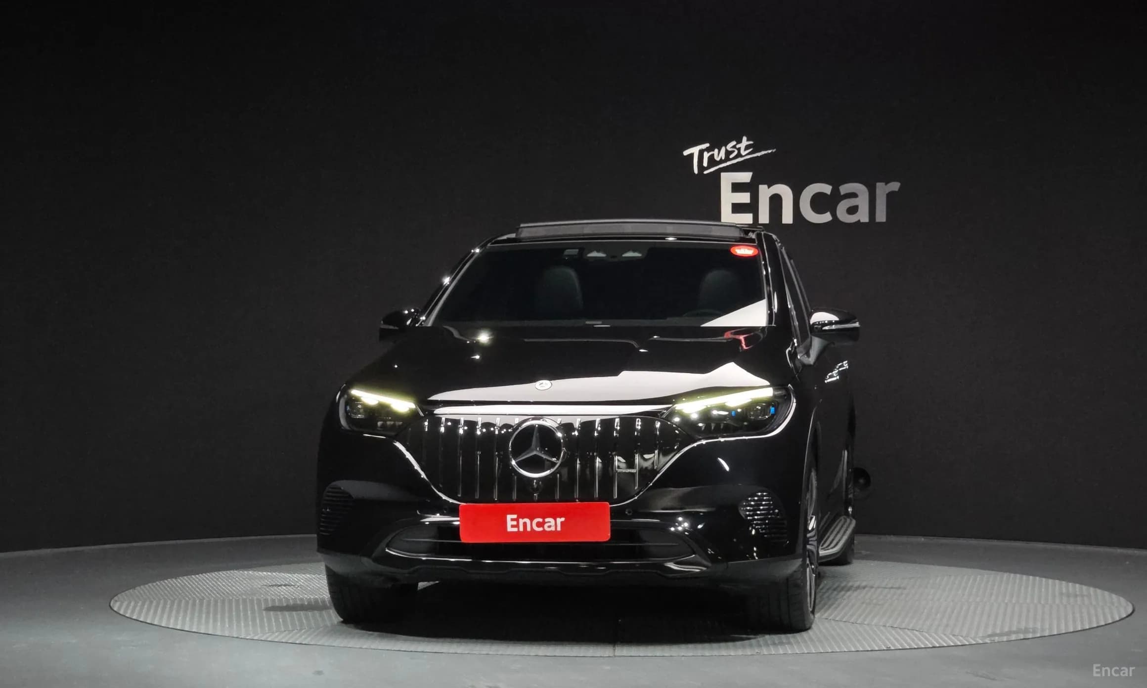 EQE SUV X294