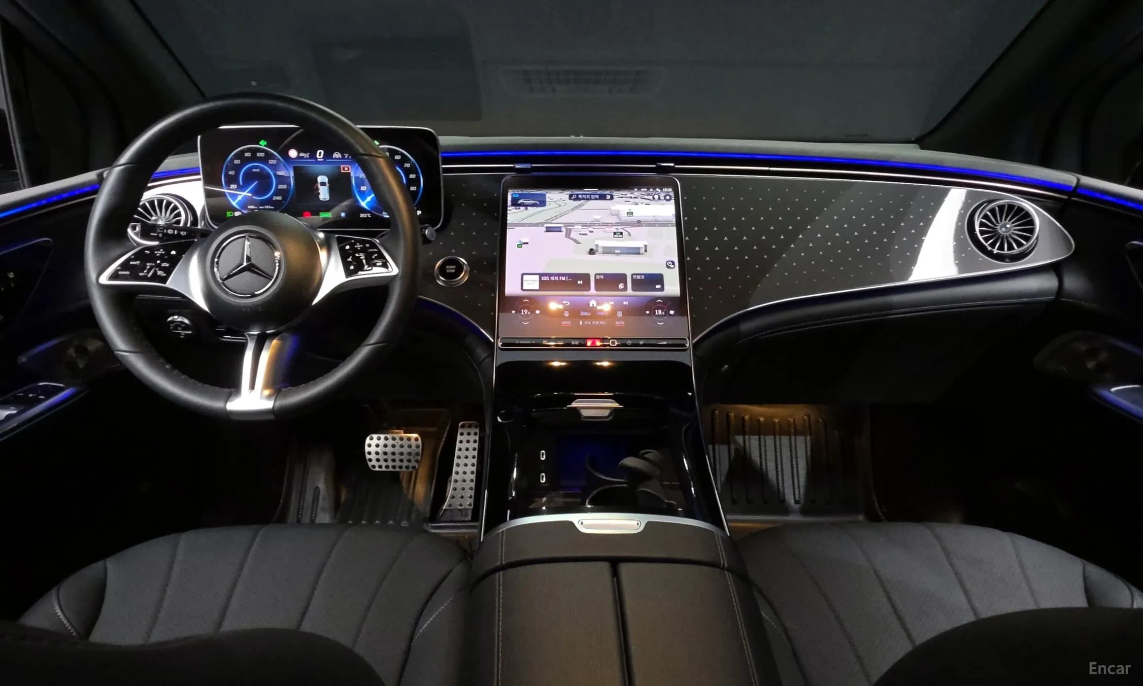 EQE SUV X294