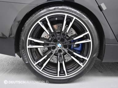 M5 (F90)