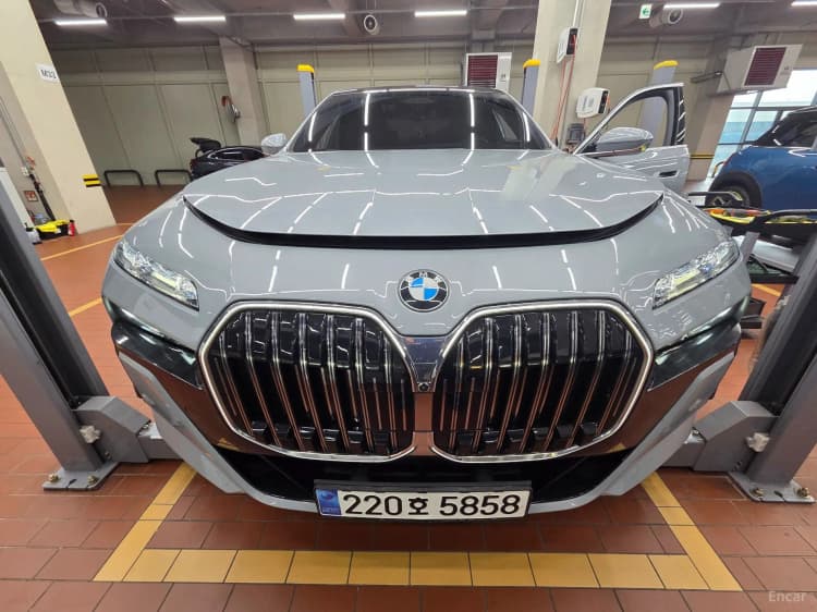 7 Series (G70)