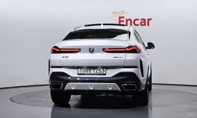 X6 (G06)