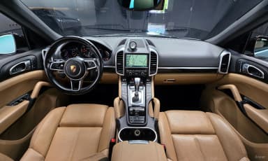 New Cayenne