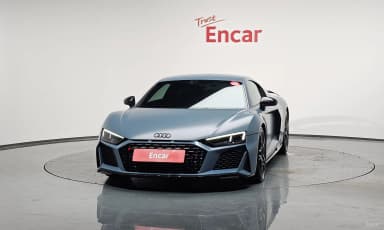 R8 (4S)
