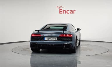 R8 (4S)