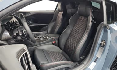 R8 (4S)