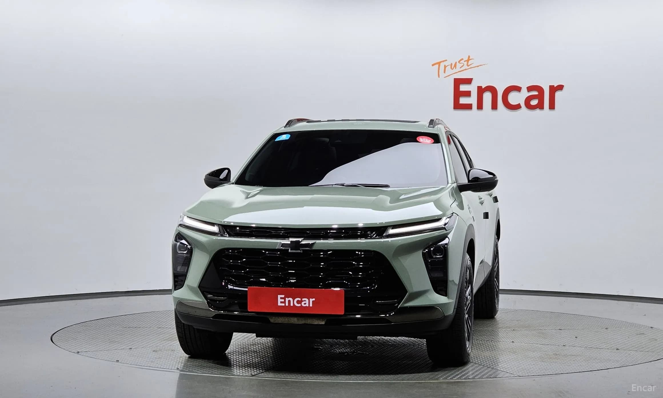 Trax Crossover