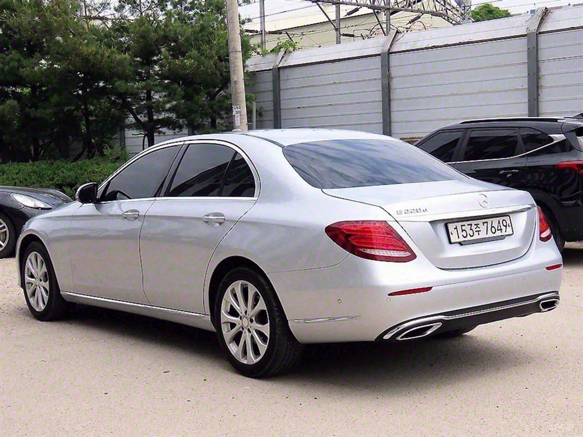 E-Class W213