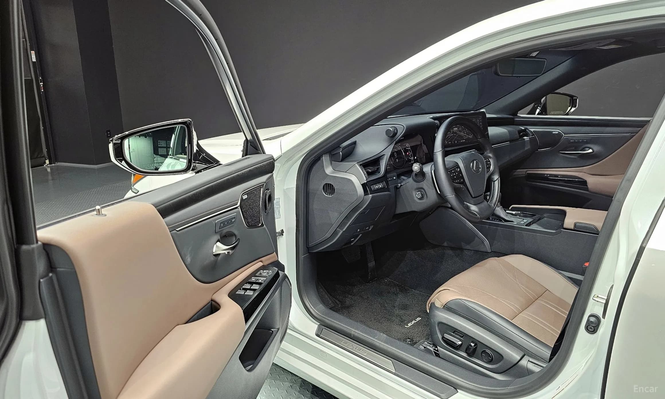 ES300h 7th Generation