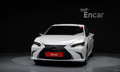 ES300h 7th Generation