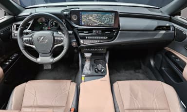 ES300h 7th Generation
