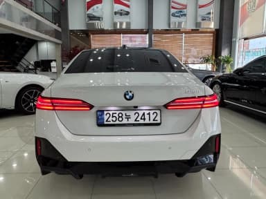 5 Series (G60)