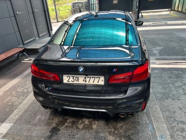 M5 (F90)