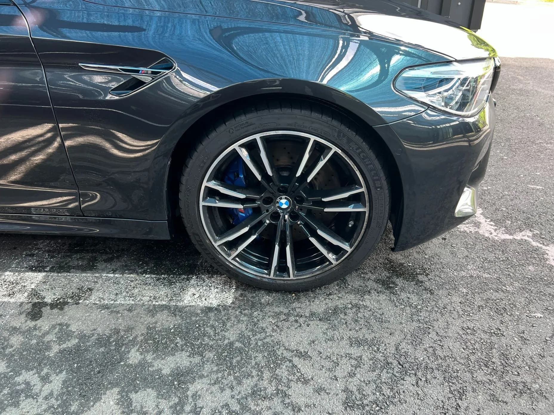 M5 (F90)