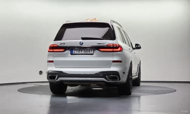 X7 (G07)