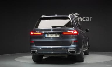 X7 (G07)