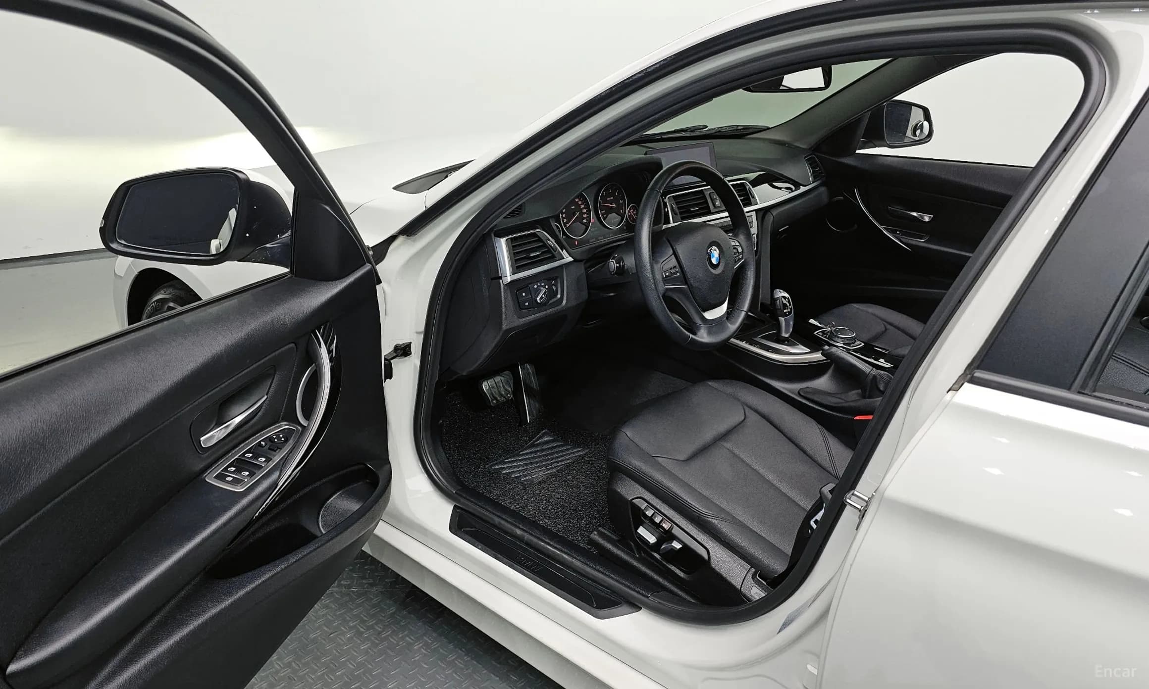 3 Series (F30)