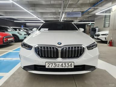 5 Series (G60)