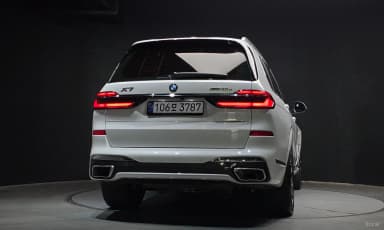 X7 (G07)