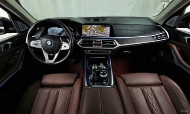 X7 (G07)