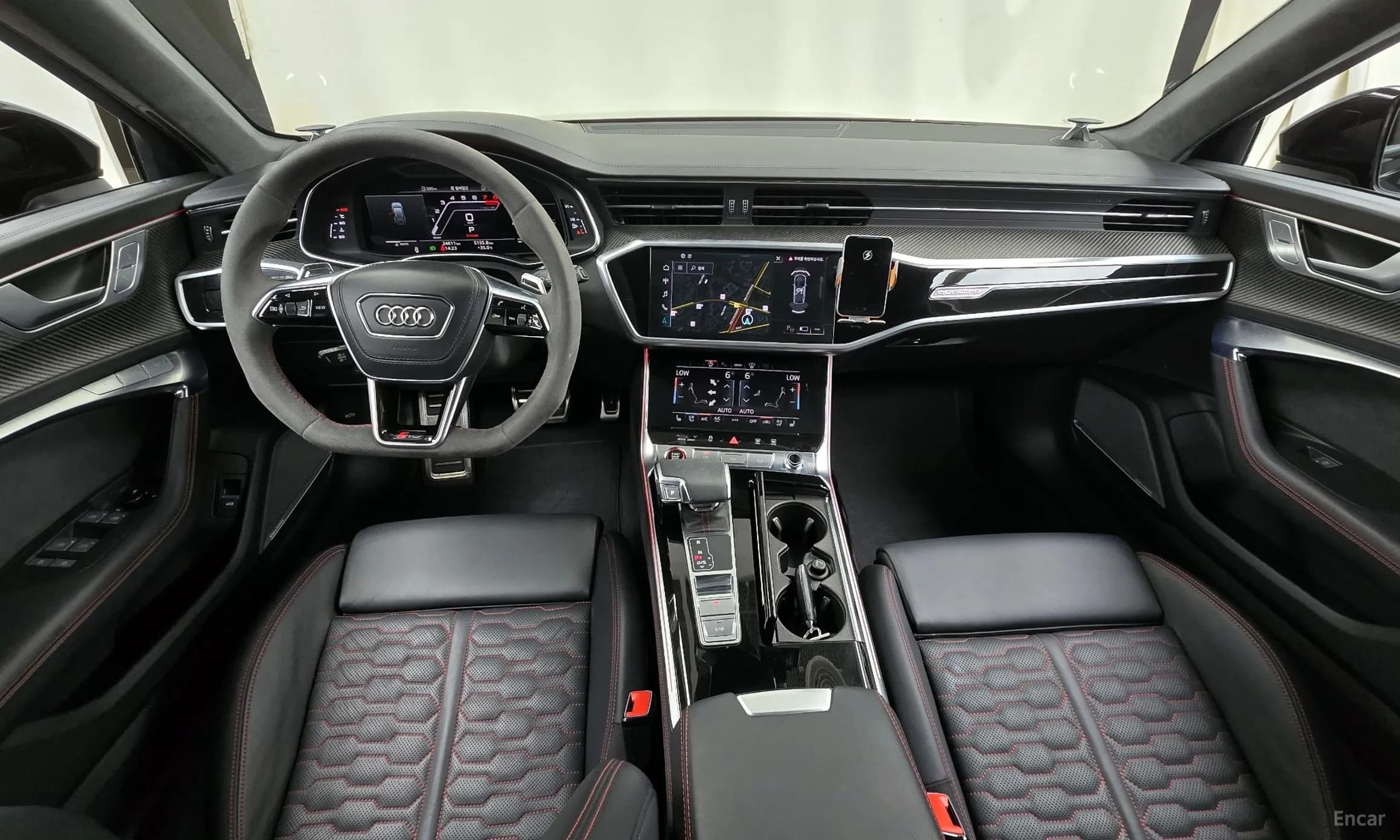 RS6 (C8)