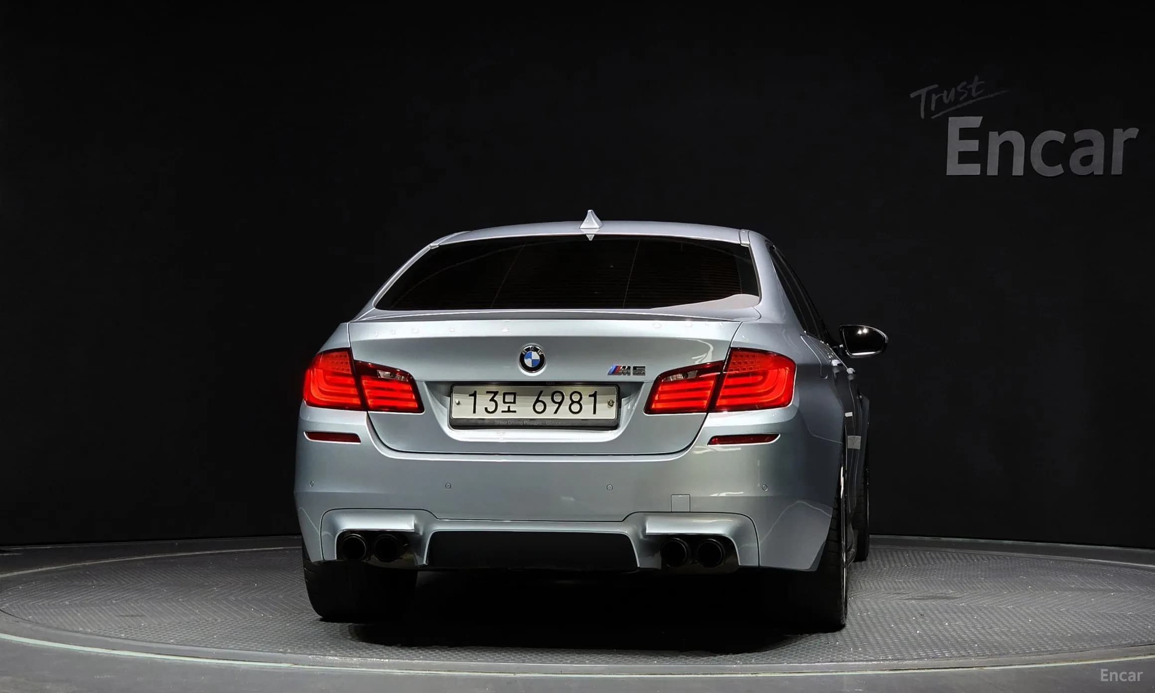 M5 (F10)