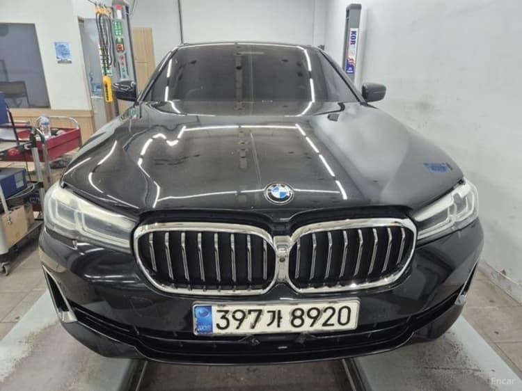 5 Series (G30)