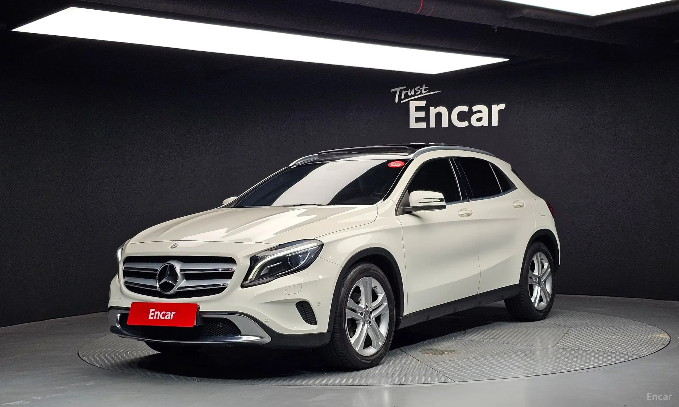 GLA-Class X156