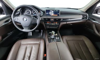 X5 (F15)