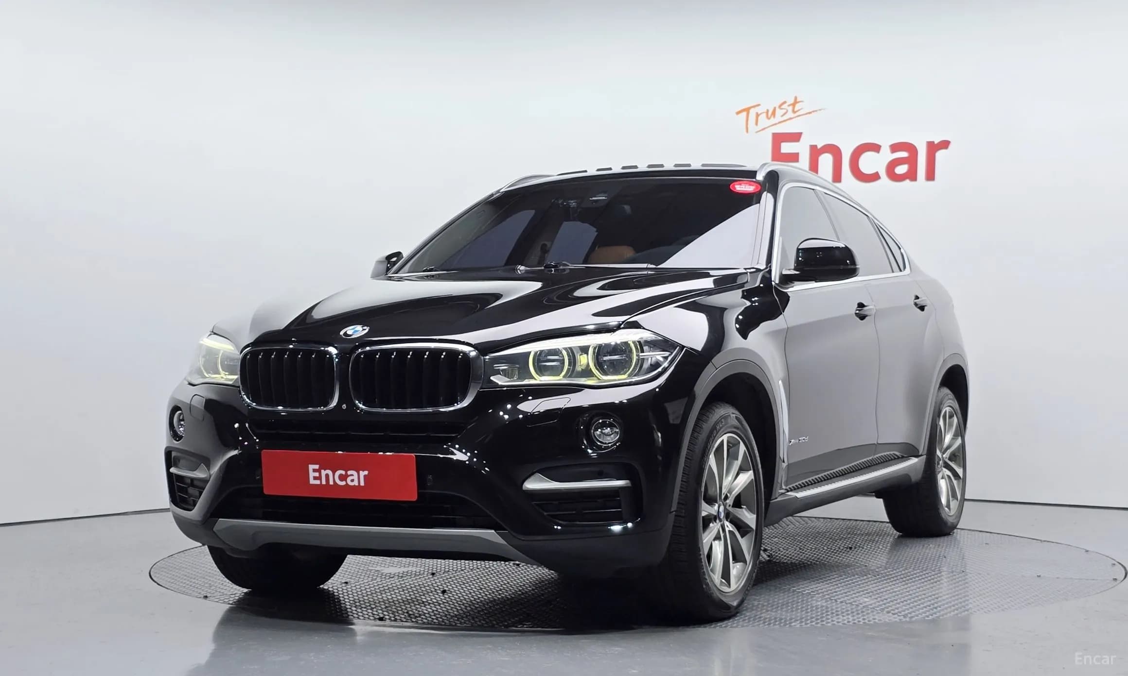 X6 (F16)