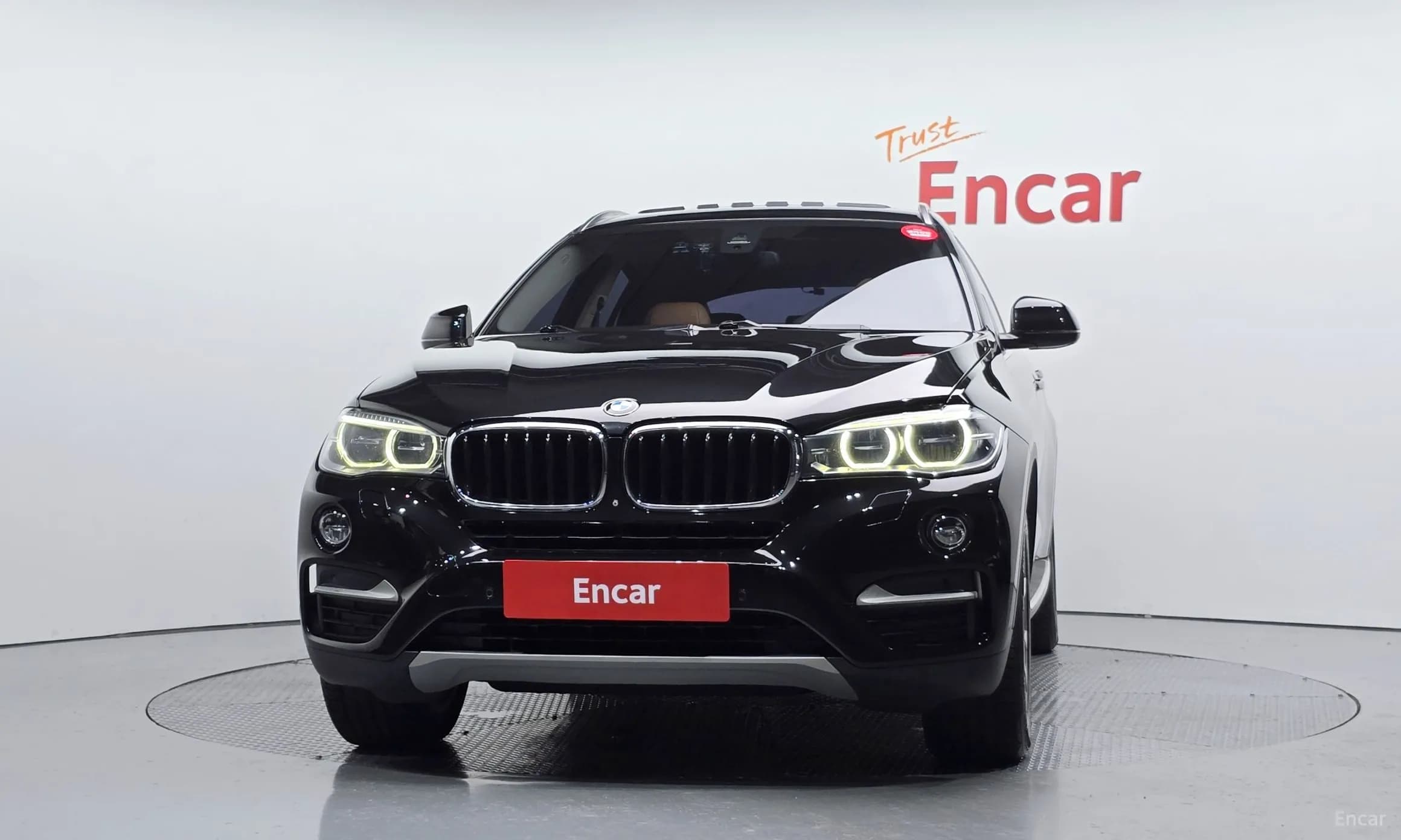 X6 (F16)