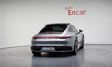 911 (992)