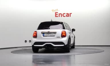 Cooper S