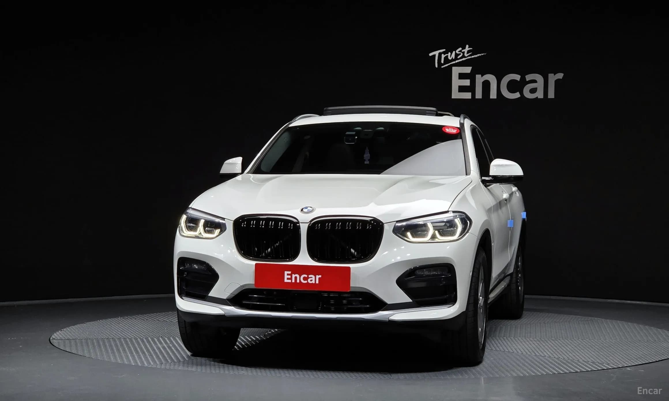 X4 (G02)
