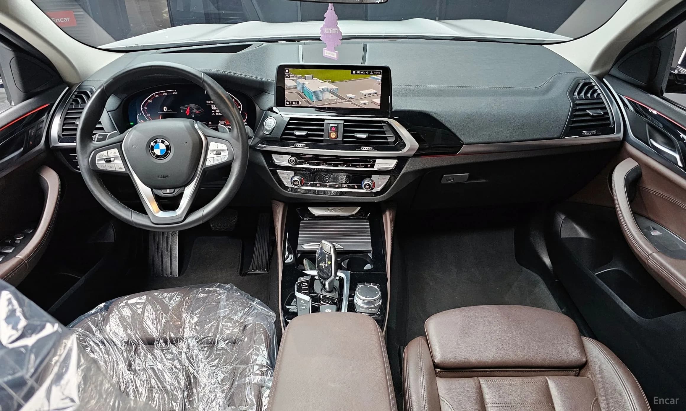 X4 (G02)
