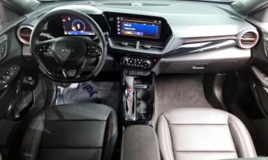 Trax Crossover