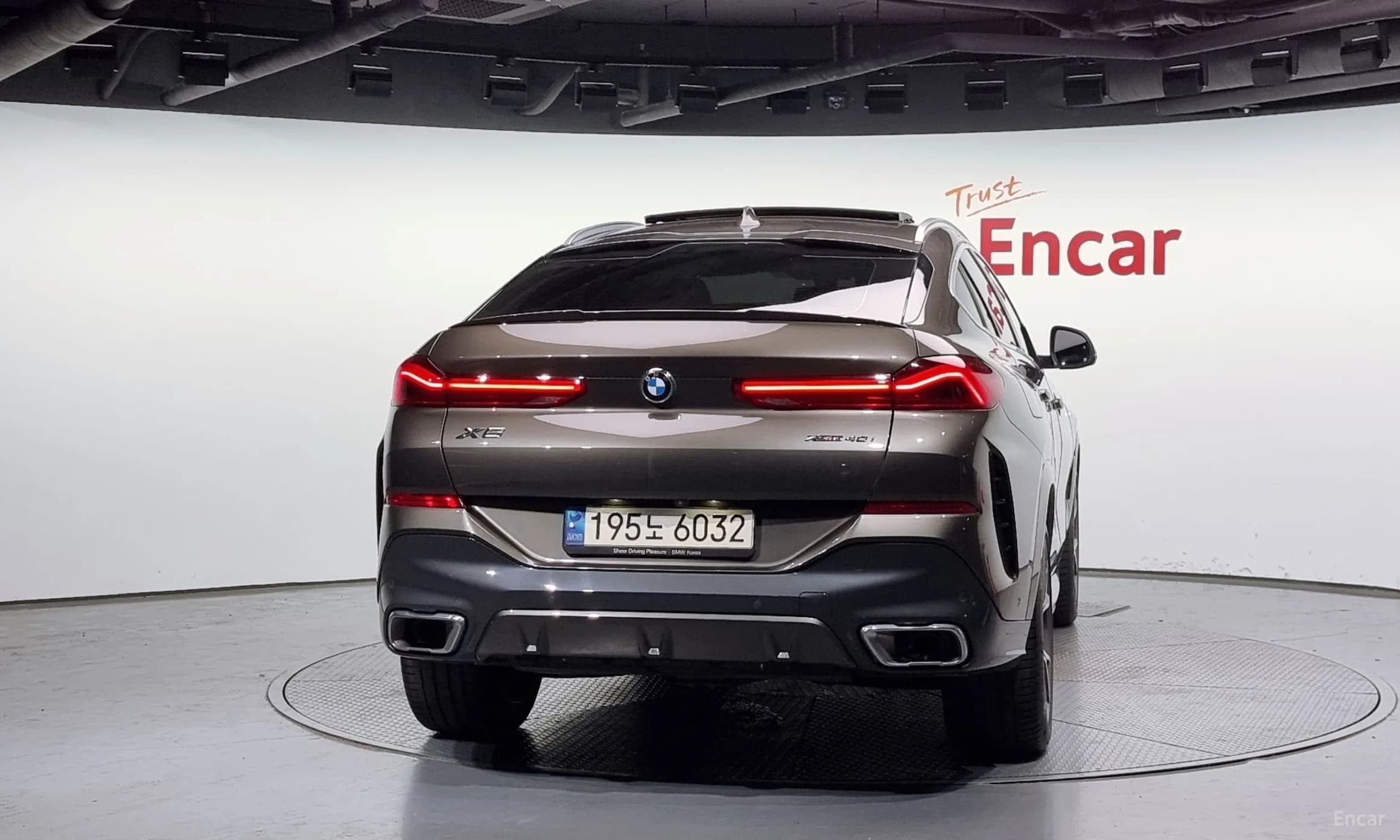 X6 (G06)