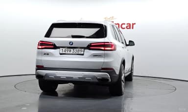 X5 (G05)