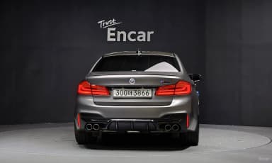 M5 (F90)