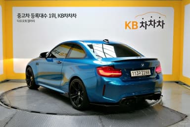 M2 (F87)