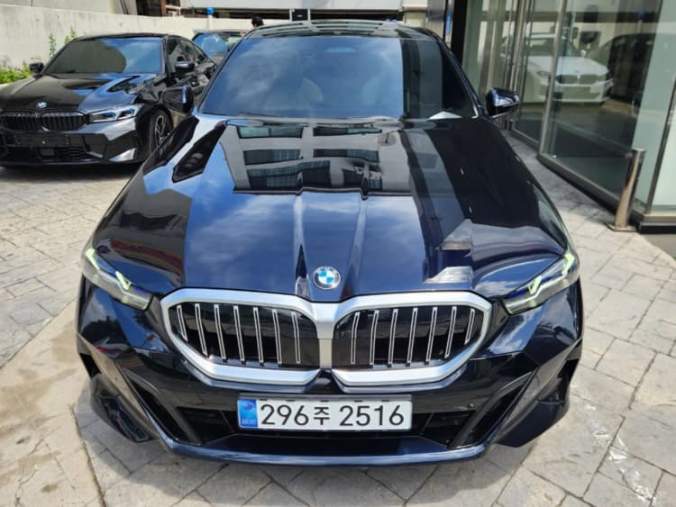 5 Series (G60)