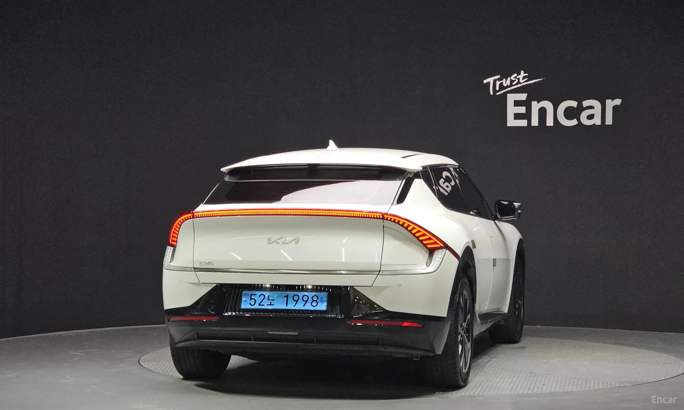 EV6