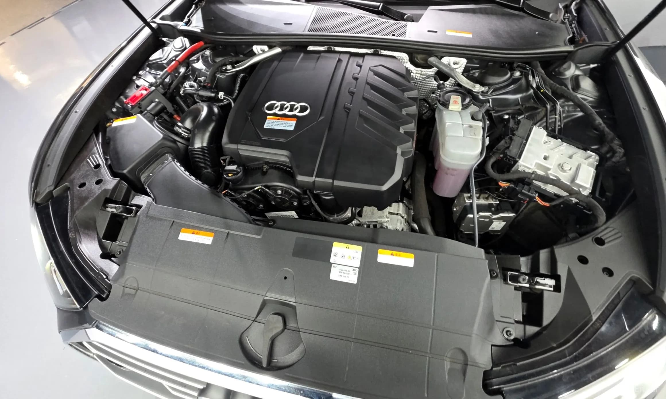 A6 (C8)
