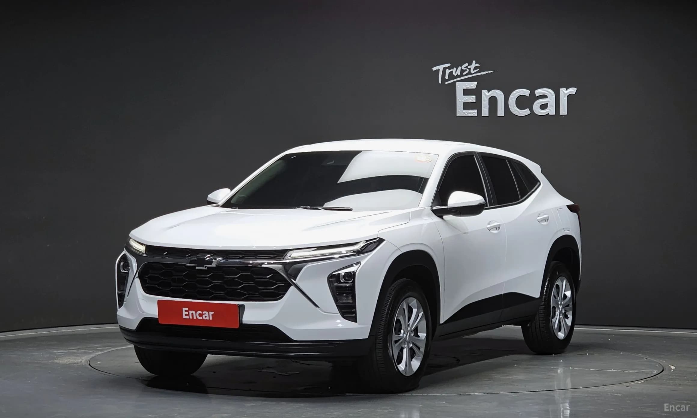 Trax Crossover