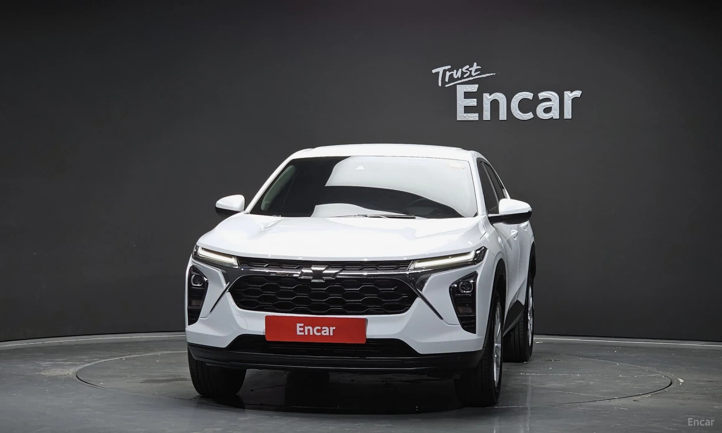 Trax Crossover
