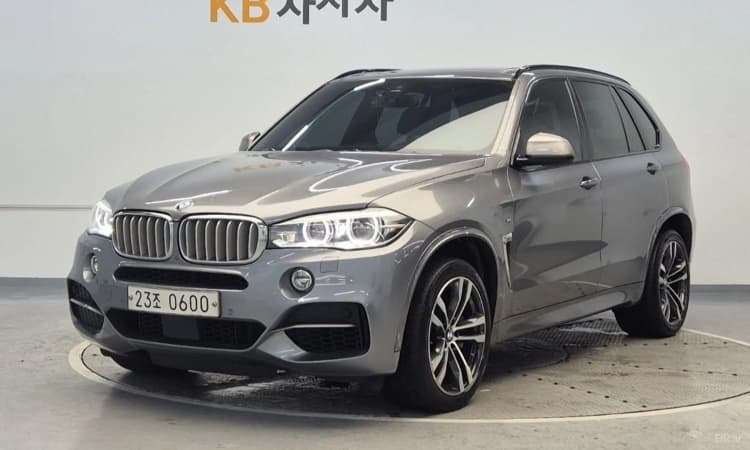 X5 (F15)