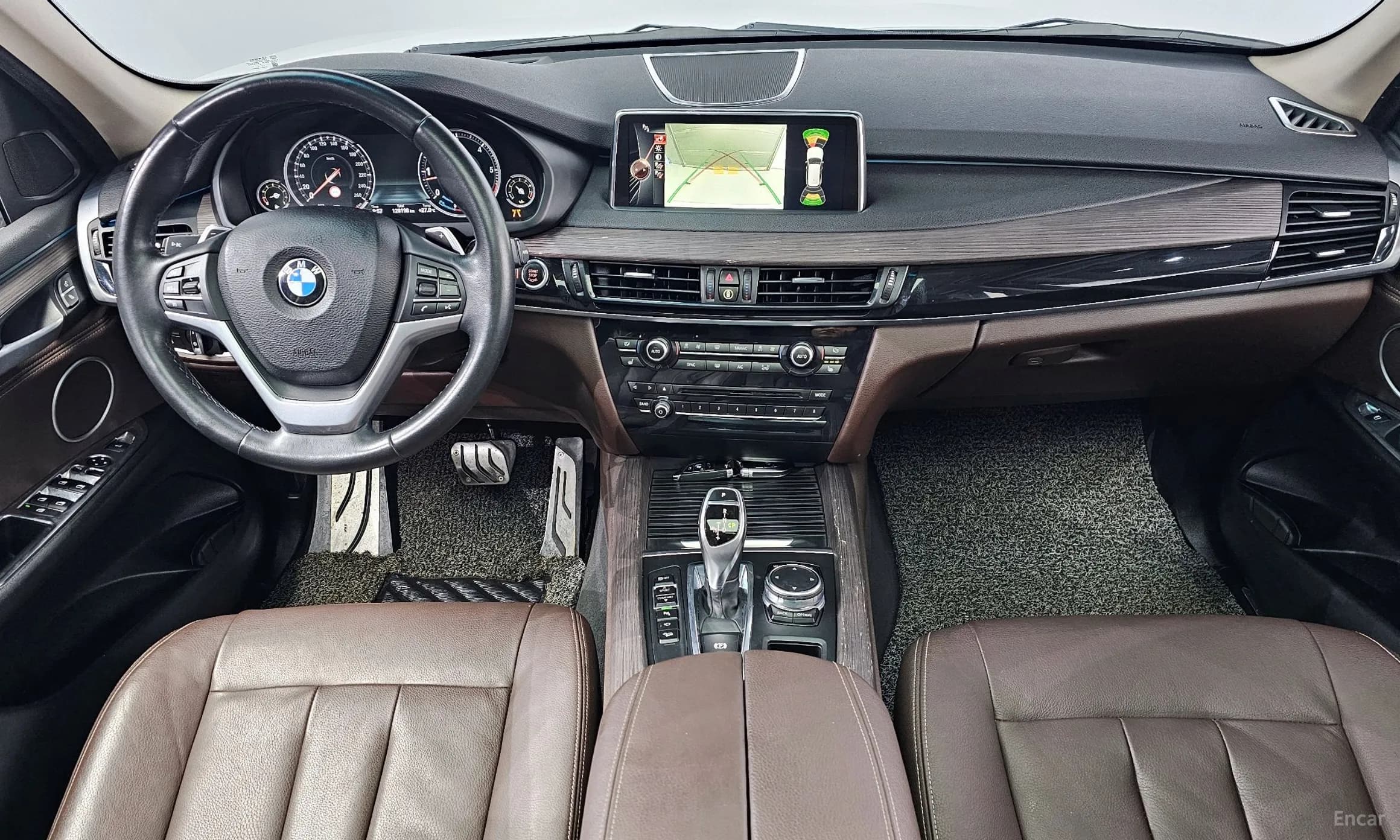 X5 (F15)